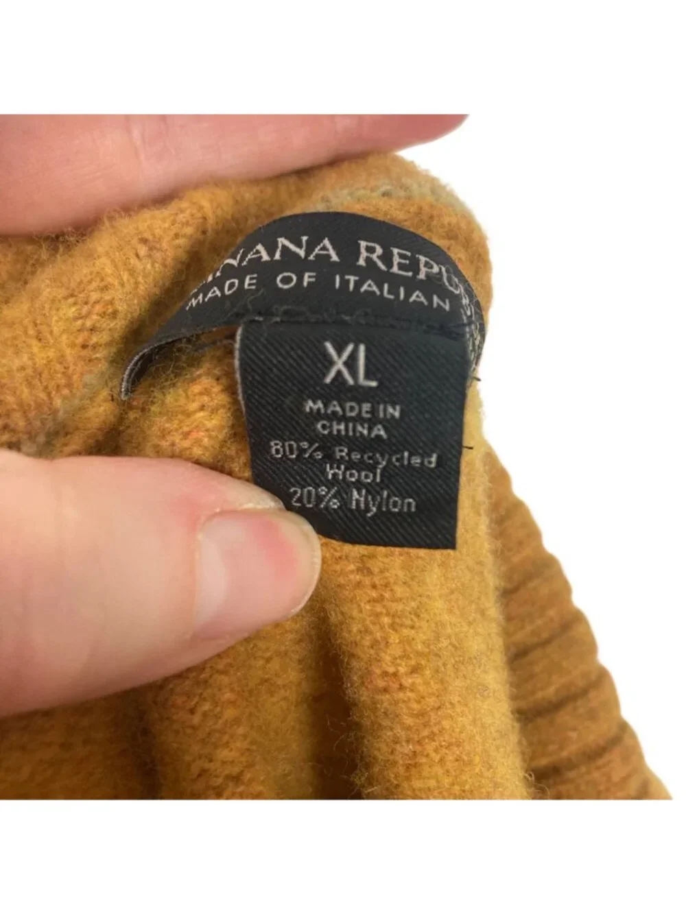 Banana Republic Wool Blend Pullover Henley Sweater Mens XL Mustard Yellow Soft